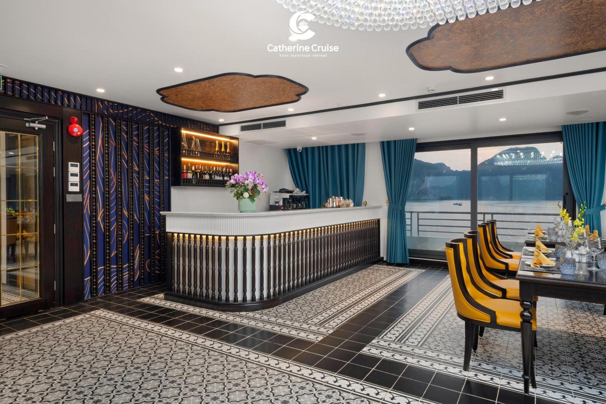 Catherine Cruises Ha Long Bay 외부 사진