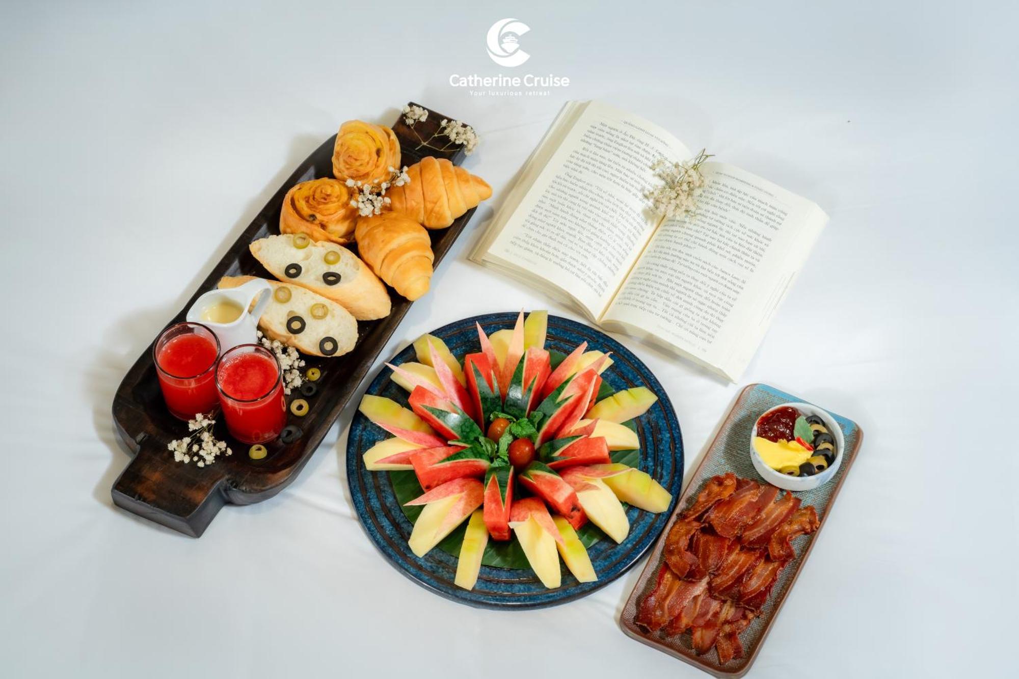Catherine Cruises Ha Long Bay 외부 사진
