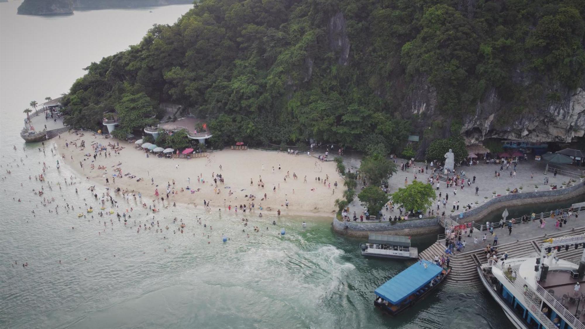 Catherine Cruises Ha Long Bay 외부 사진